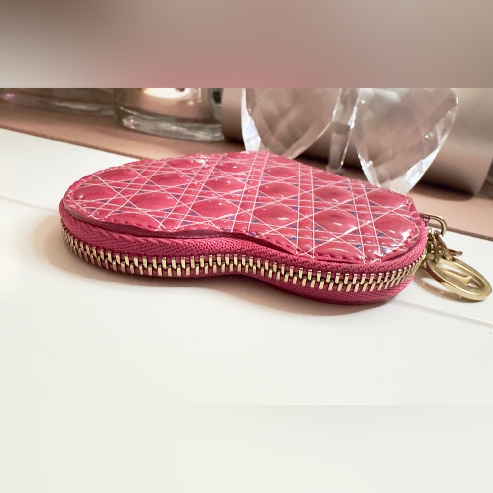 Pink Dior Heart Coin Wallet - Picture 8 of 12
